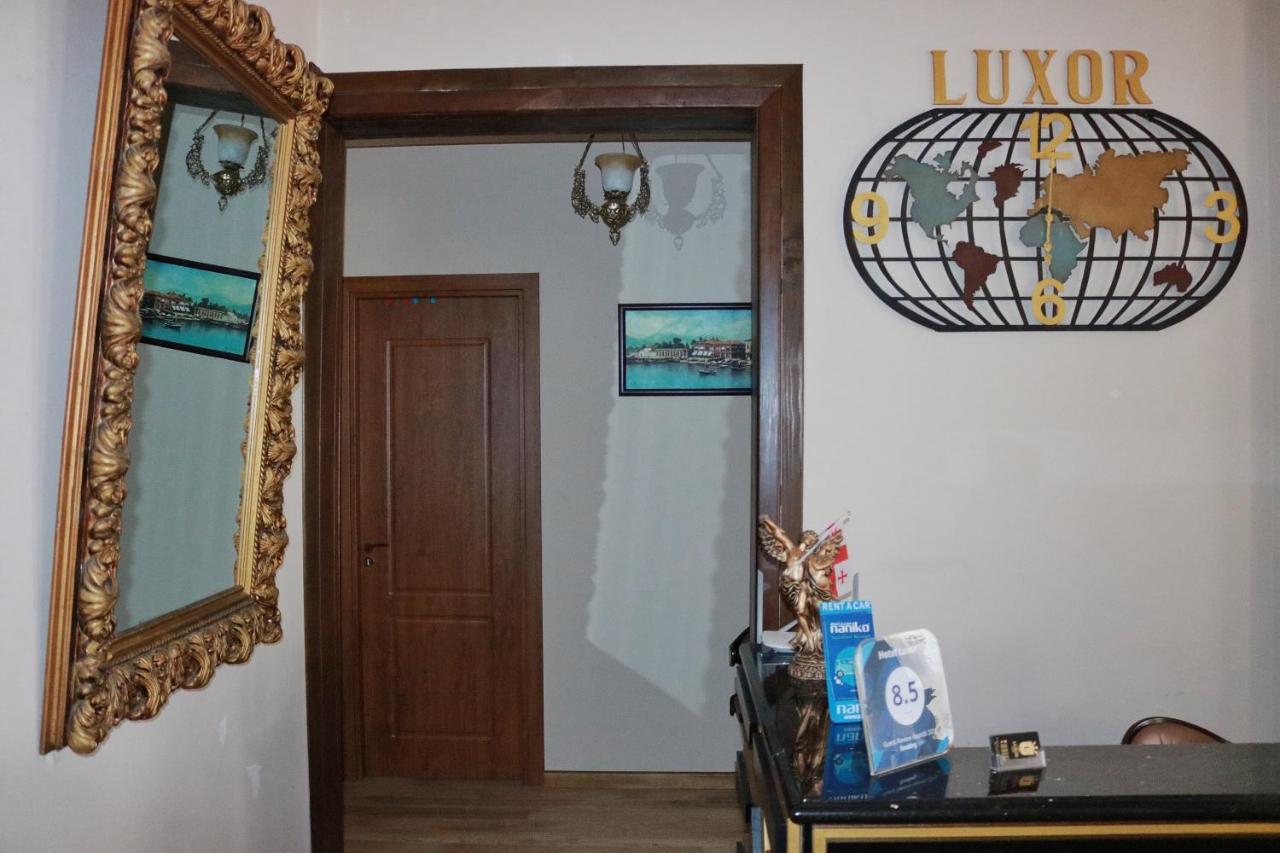 Luxors Garden Hotel Batoemi Buitenkant foto